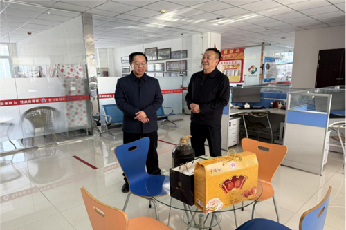 市委统战部领导慰问